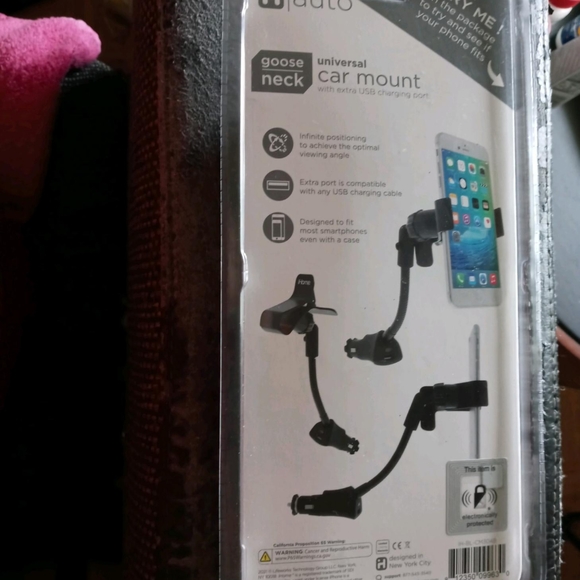 Car Mount - Picture 2 of 2